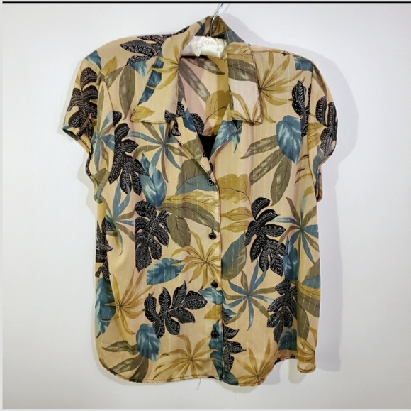 Gloria Lance Tops - Short sleeve summer top